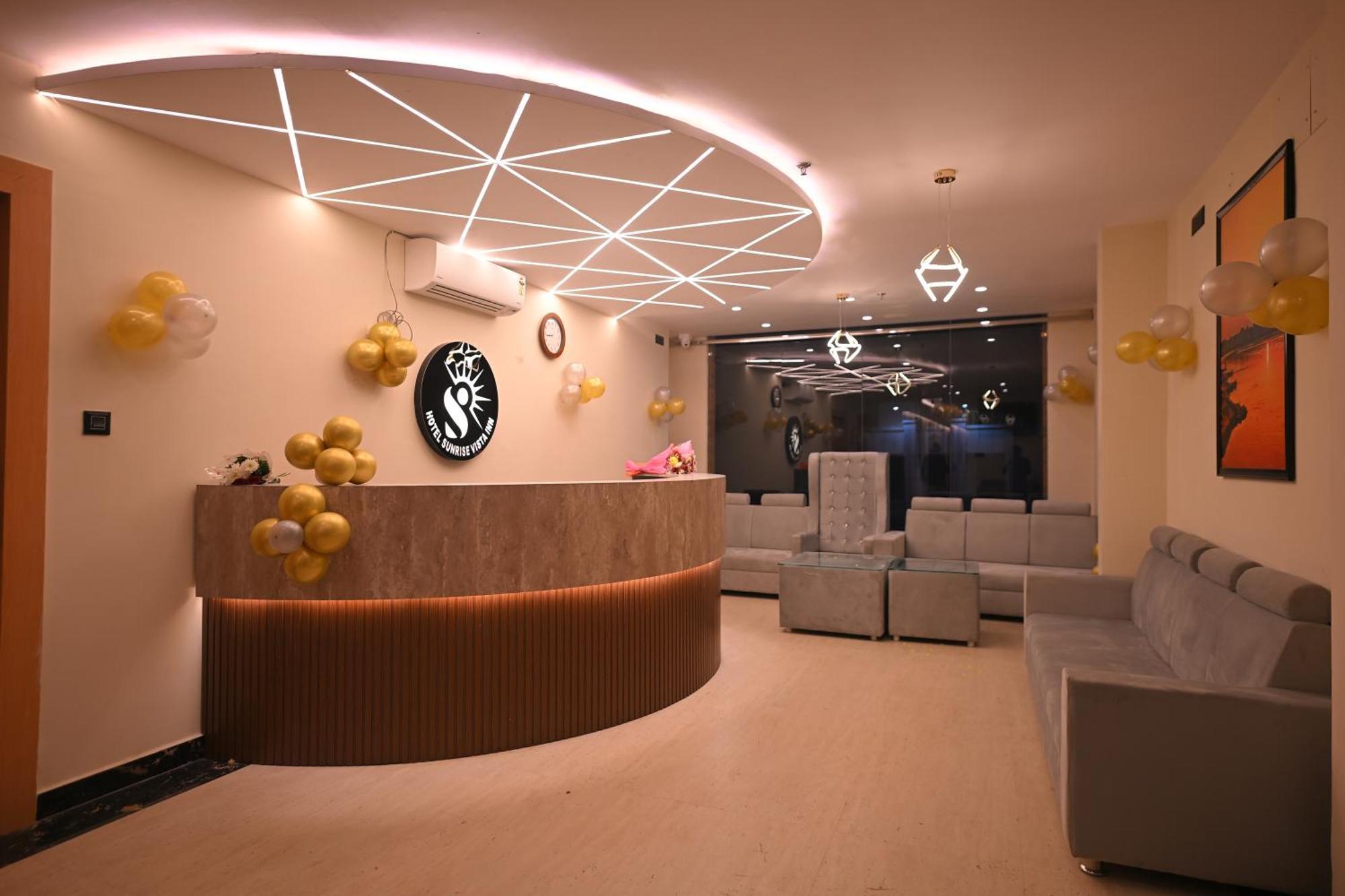 Sunrise Vista Inn Prayagraj Exterior foto