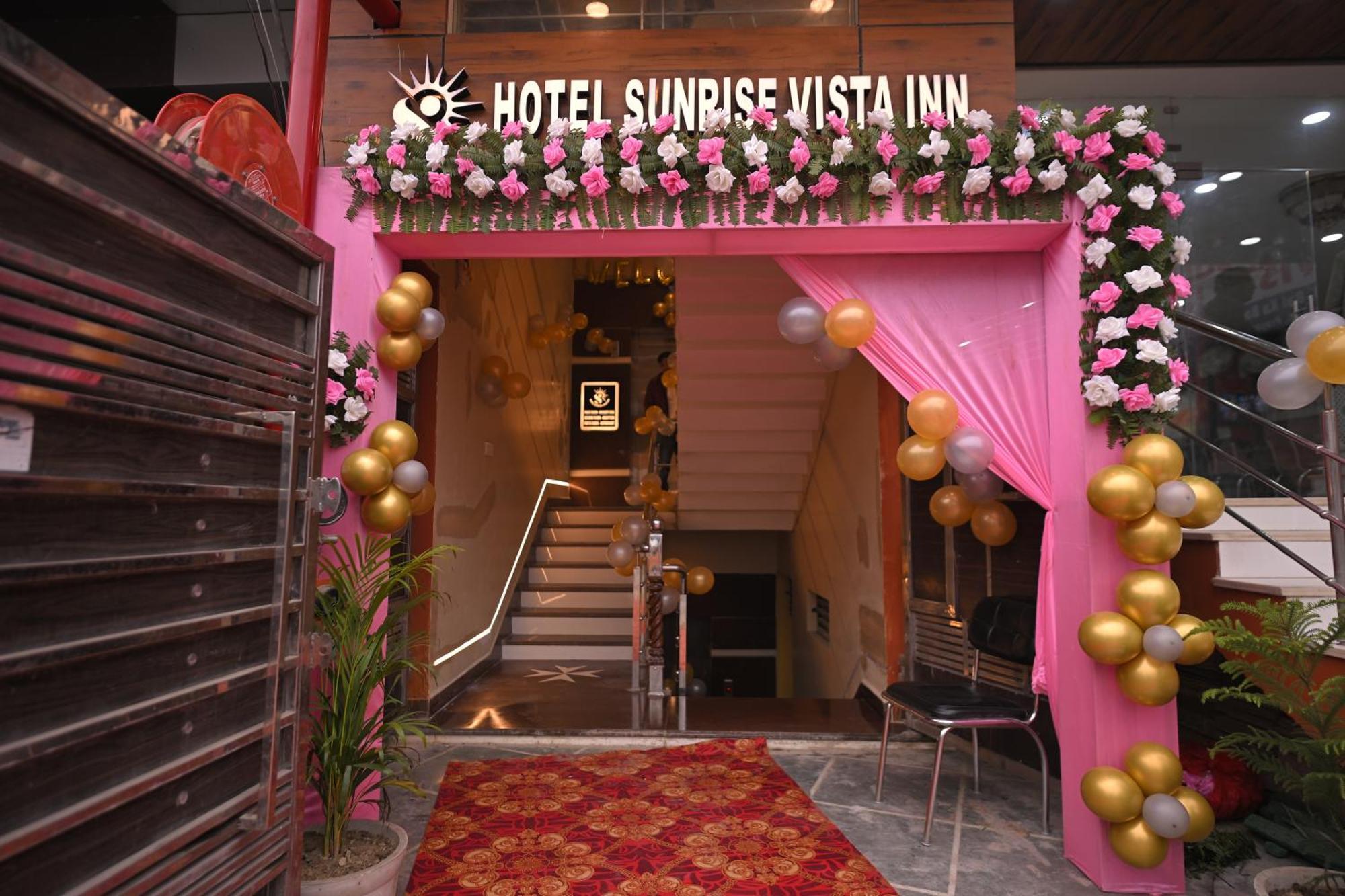 Sunrise Vista Inn Prayagraj Exterior foto